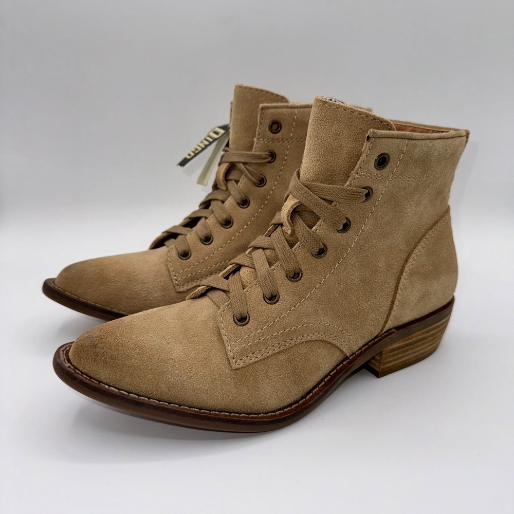 Dingo Green Acres Boots Women's Size‎ 7 M Natural Tan Suede Booties